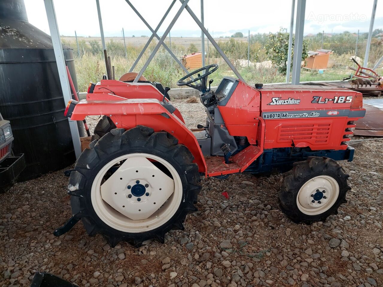 мини трактор Kubota ZL1 -185
